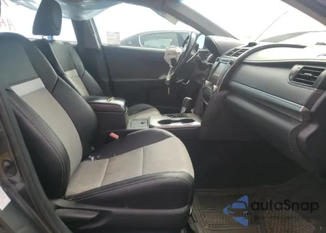 2012 Toyota Camry Base z USA, uszkodzony, nr VIN 4T1BF1FK1CU200481